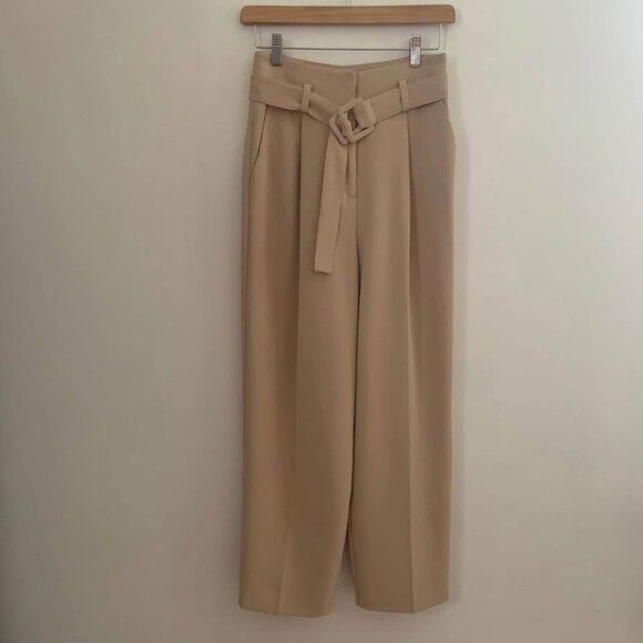 Topshop Beige Crepe Cropped Trousers - Picture 2 of 6